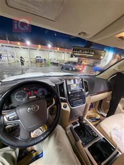 تويوتا لاندكروزر